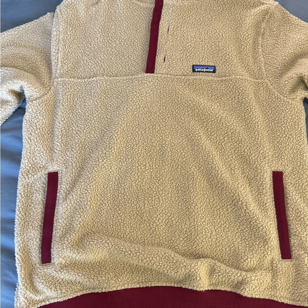 Patagonia Men's Beige and Red Zip-Up Sweater